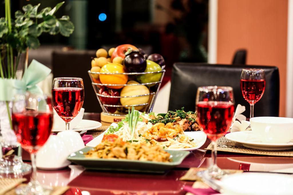 Madina Rayong Hotel Ngoại thất bức ảnh