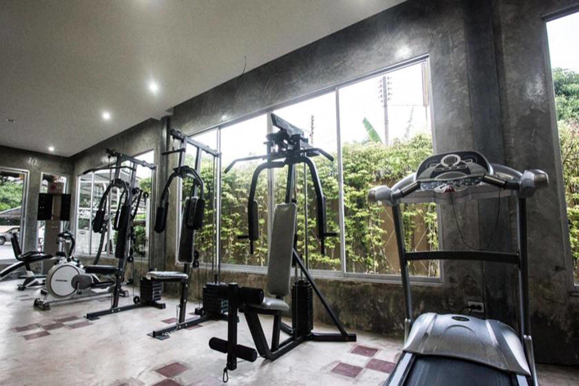 Madina Rayong Hotel Ngoại thất bức ảnh